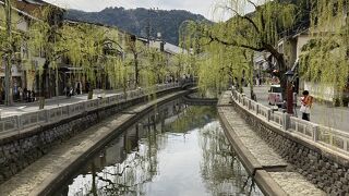 兵庫県北部にある温泉街！外湯をいただき川沿いを散策を