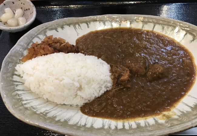 カレーが評判