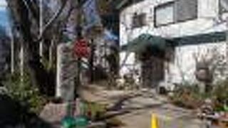 鉛筆の碑もあります。