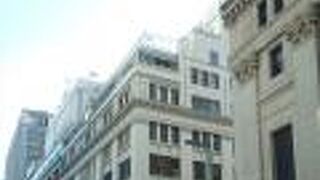 歴史を感じる建物