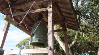 【時報鐘】１日に５回、時を報せます