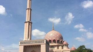 プトラ モスク