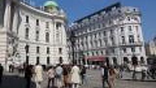 馬車がたくさん止まっていた