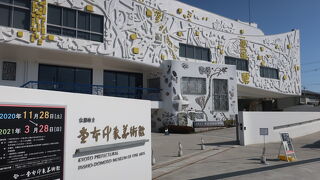 日本画の堂本印象が描く、ヨーロッパの風景 ♪