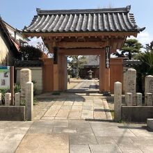 創建時は大きな寺院だったようです