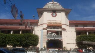 ザ・観光スポットで翡翠購入