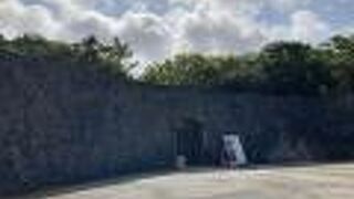 首里城公園の出口の門