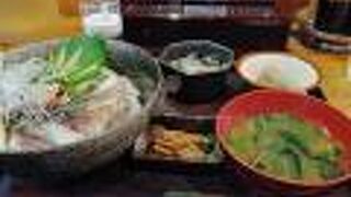 駅前のアーケード街ではおススメの店。