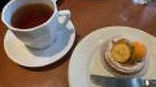 こじんまりしたケーキ屋さん