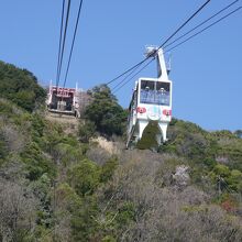 今は定員減らして運行