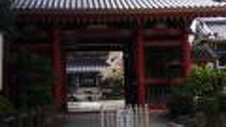 厳かな感じです