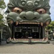 流石の大阪、凄い神社あり難波八阪神社へ