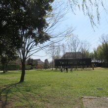 広場があります