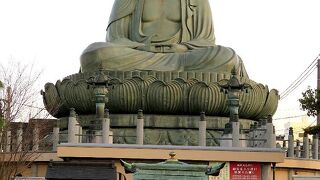 三大大仏の中で一番小さい。