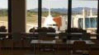 飛行機が見えるレストラン