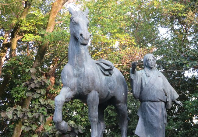 山内一豊の妻の銅像 クチコミ アクセス 営業時間 高知市 フォートラベル