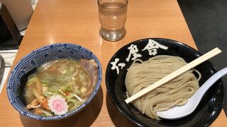 東京駅、六厘舎、朝ラーメン食べました　2021年4月