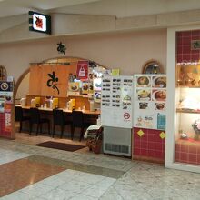 近くを通るとスパイスの良い香りがします