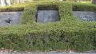 築地に２か所碑があります