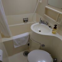 UBはウォシュレットなしで狭いです…