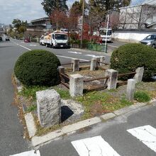 知恩院七不思議の一つ瓜生石