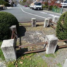 知恩院七不思議の一つ瓜生石