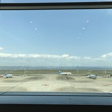 ガラス越しに見える絶景