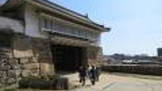 岡山中学の址も注目してねぇ