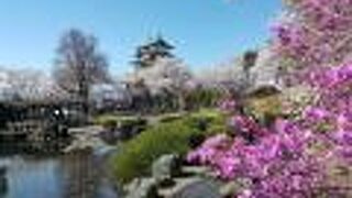 日本三大湖城のひとつ庭園が美しい高島城