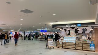 北海道・札幌の空の玄関口!　ショップやレストランが超充実しててまるでテーマパークです!