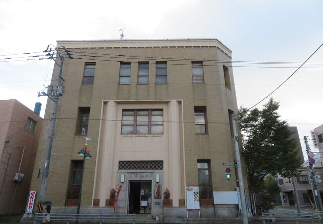 昭和10年小樽無尽北洋銀行新築記念文鎮 2782 小樽無尽株式会社 現北洋銀行 新築記念文鎮 昭和10年（レトロの
