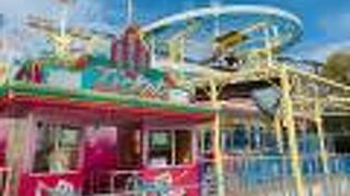 子ども向けのアトラクションかと思っていたら大間違い!　急加速・急減速・急カーブあります!