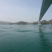 馬島から見た。川のようにサラサラ音をたてて流れていた