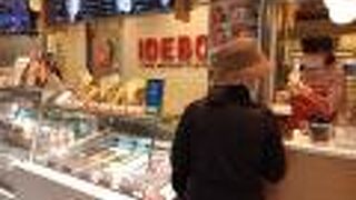 クレープとアイスクリーム・ソフトクリームのお店　海老名SA上りにあるIDEBOK