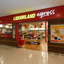 リキュールランド (ワールド スクエア ショッピング センター店)