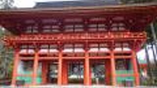 五間二階の楼門