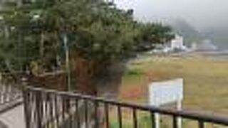 土肥温泉の海岸沿いの公園