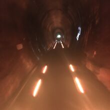 トンネル内のライトアップ