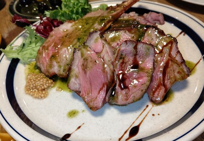 炭火焼とワイン