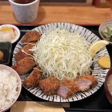 ヒレカツとメンチカツ