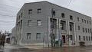 ２館以上入場で割引となる