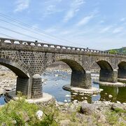 日本最古の8連アーチが美しい石橋