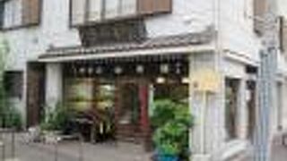 歴史があるお茶屋さん