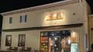 焼肉かしゃぶしゃぶか・・テーブルが違います。