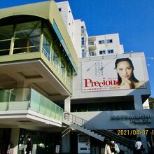 年季の入った建物です