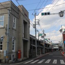 御陣屋通りにあります