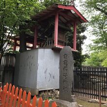 社号標だけが残っている