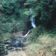 その昔滝行や雨乞いの儀式が行われていた。