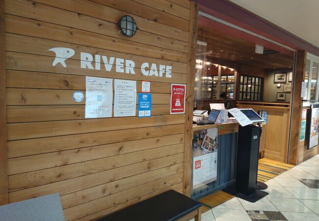 梅田 阪急三番街 リバーカフェ クチコミ アクセス 営業時間 キタ 大阪駅 梅田 フォートラベル