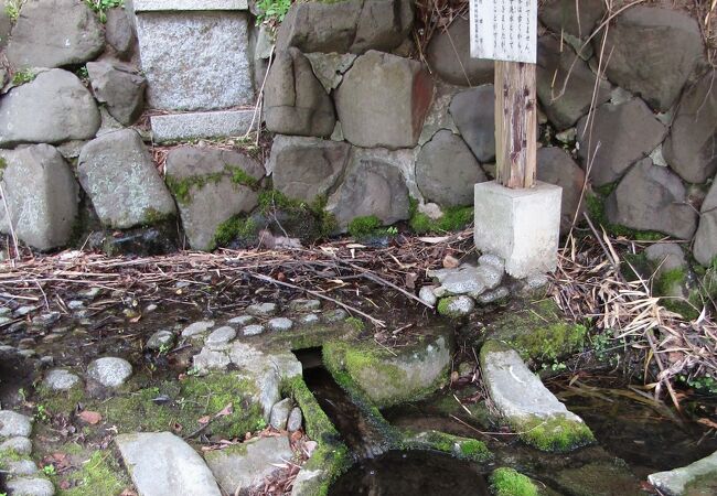 古四王神社でも使われる霊泉